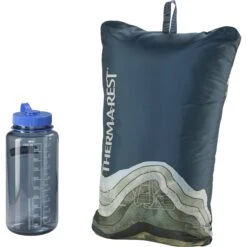 Therm-a-Rest Honcho Poncho Decke - Outer Space Topo Wave -Therm-A-Rest therm a rest honcho poncho outerspacetopowave 11622 06 1393437